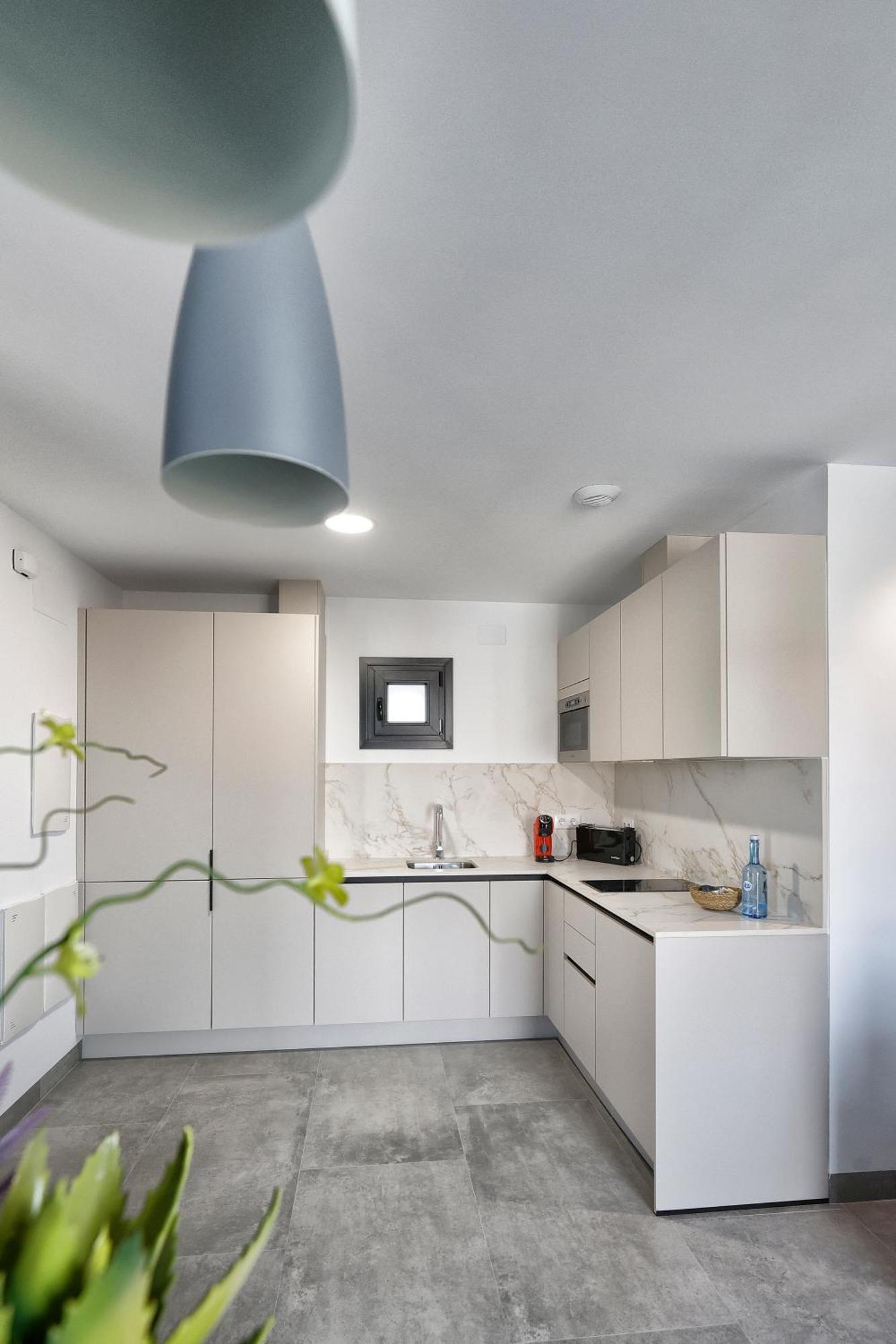 Riam Suites Apartamentos Лос-Паласьос-и-Вильяфранка Экстерьер фото