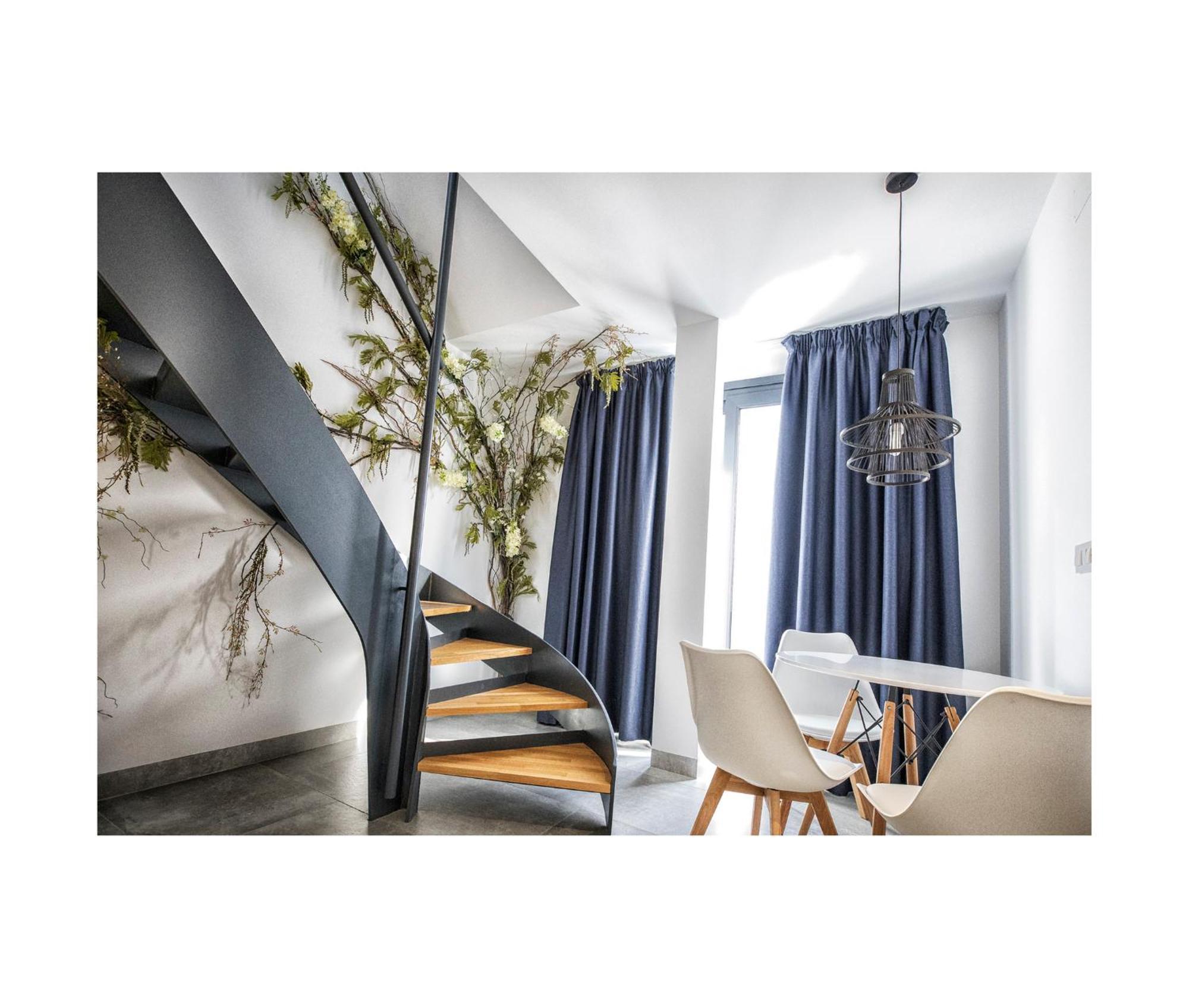 Riam Suites Apartamentos Лос-Паласьос-и-Вильяфранка Экстерьер фото